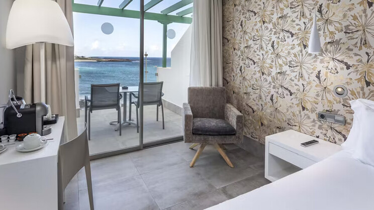 Deluxe Sea View
